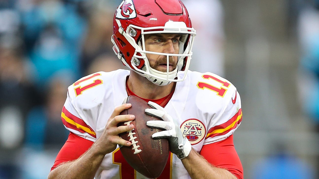 Chiefs' Smith says safety pin was about tolerance, not politics | FOX Sports Chiefs' Smith says safety pin was about tolerance, not politics | FOX Sports