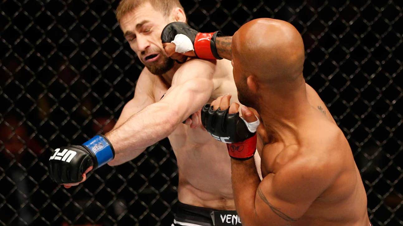FIGHT BLOG RECAP: Demetrious Johnson defends UFC flyweight title in dominant fashion