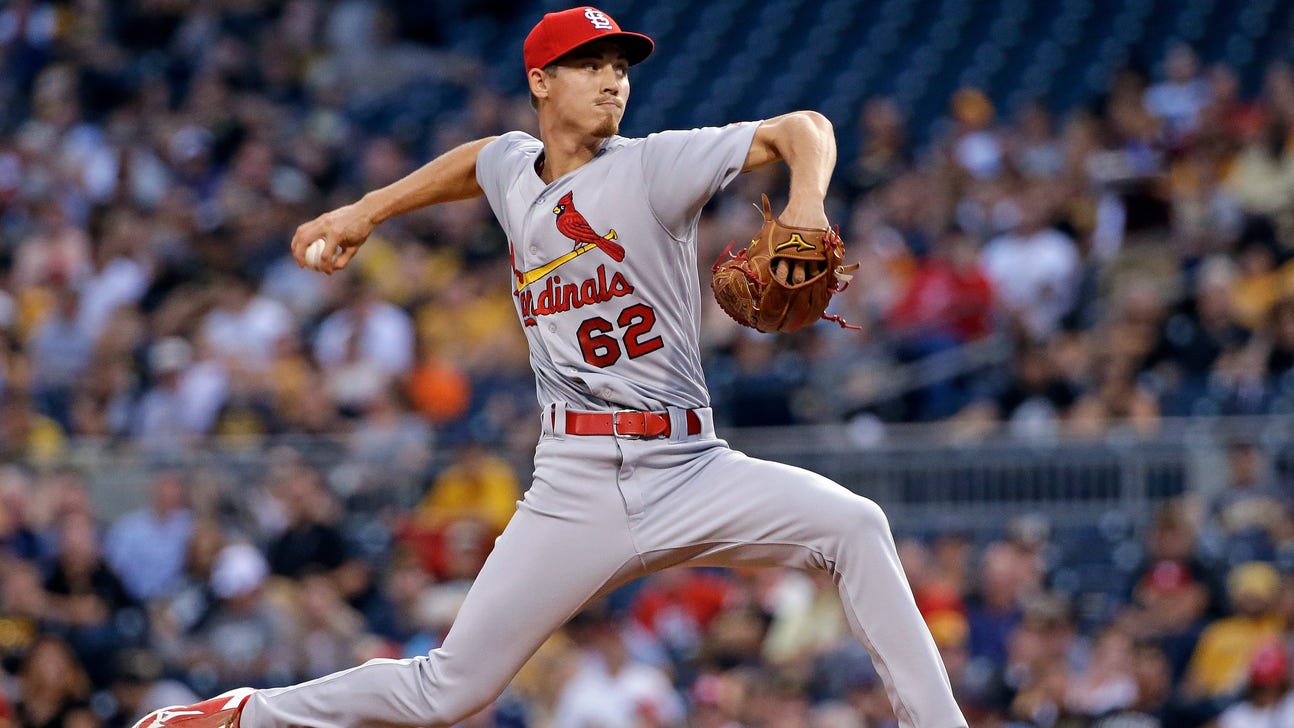 Weaver, Moore get first exposure to Giants-Cardinals rivalry on Friday