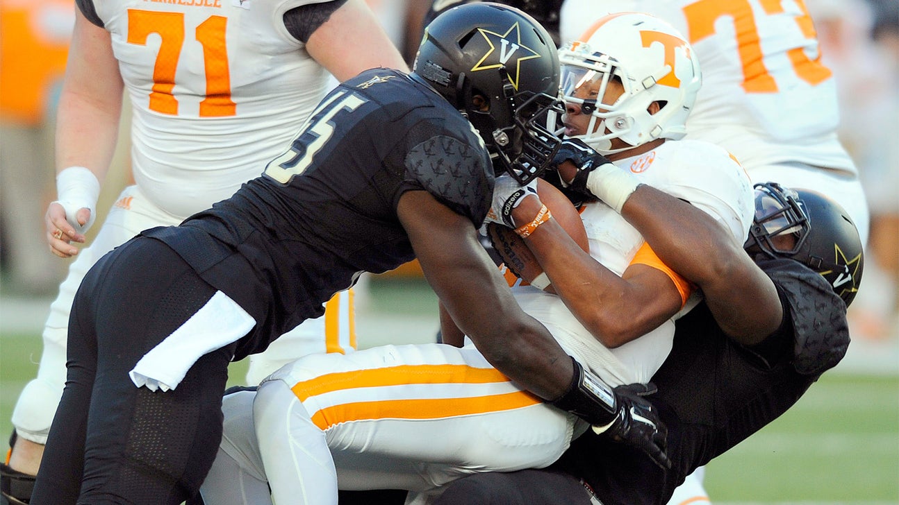 Vanderbilt OLB Stephen Weatherly to enter 2016 NFL Draft