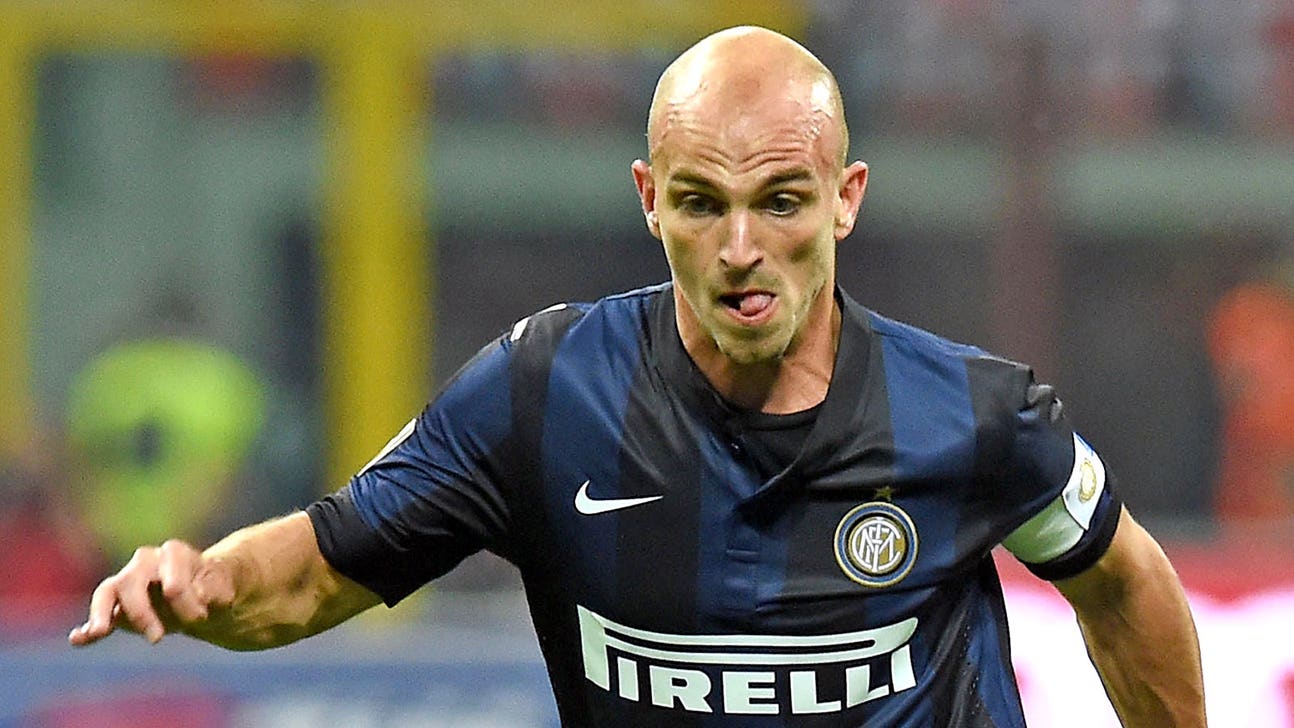 Leicester interested in former Inter Milan midfielder Cambiasso