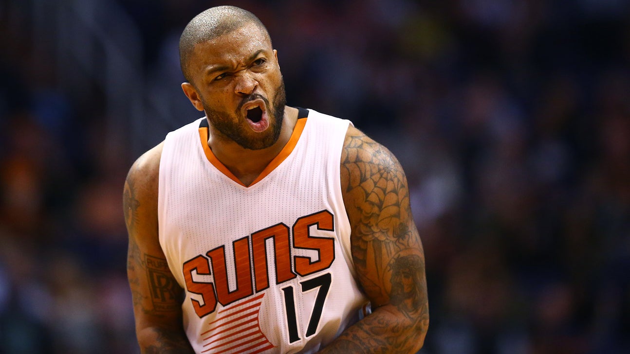 Suns making the most of 'X Factor' Tucker's experience, versatility