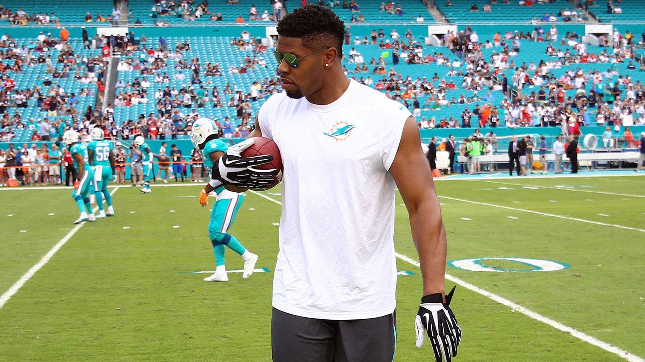 Dolphins sign star DE Cameron Wake to 2-year extension
