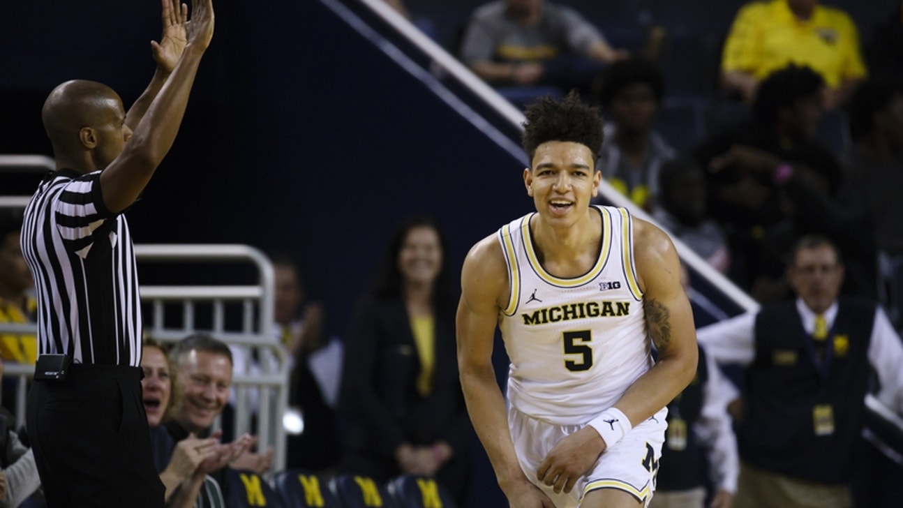 Michigan Basketball: DJ Wilson stands out thanks to shorts, game