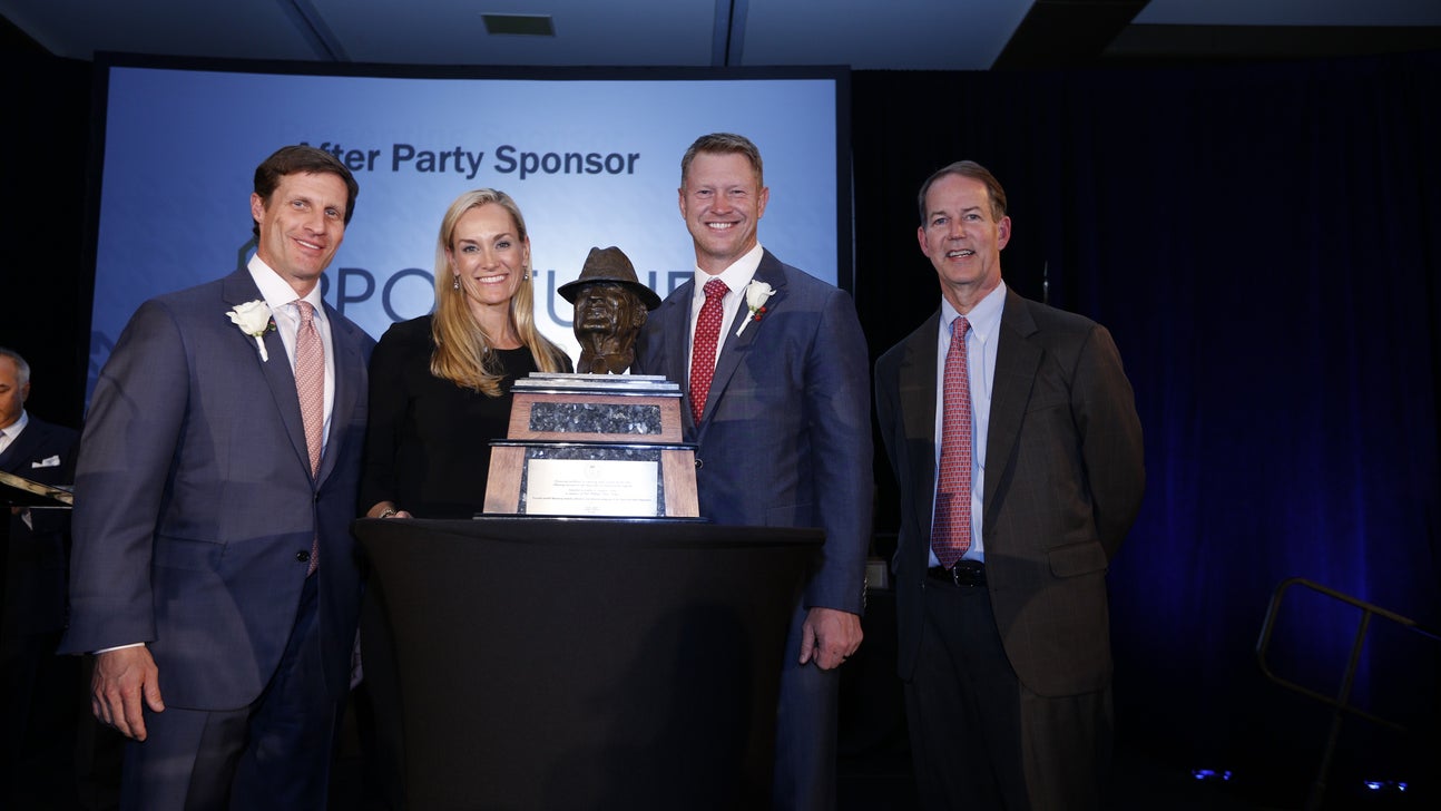 SCOTT FROST NAMED AMERICAN HEART ASSOCIATION’S 2017 PAUL “BEAR” BRYANT COACH OF THE YEAR