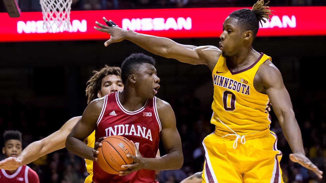 Springs' clutch shot lifts Gophers over Indiana