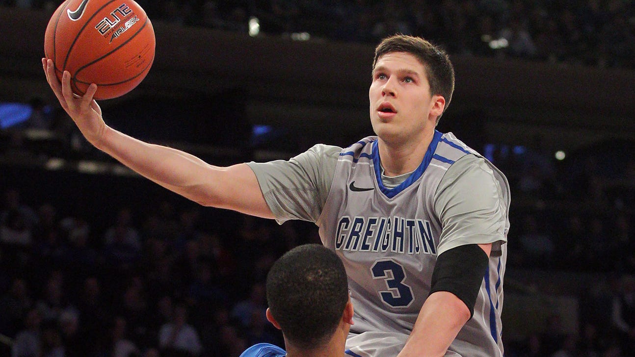 Creighton's Doug McDermott shows he can score on Twitter, too