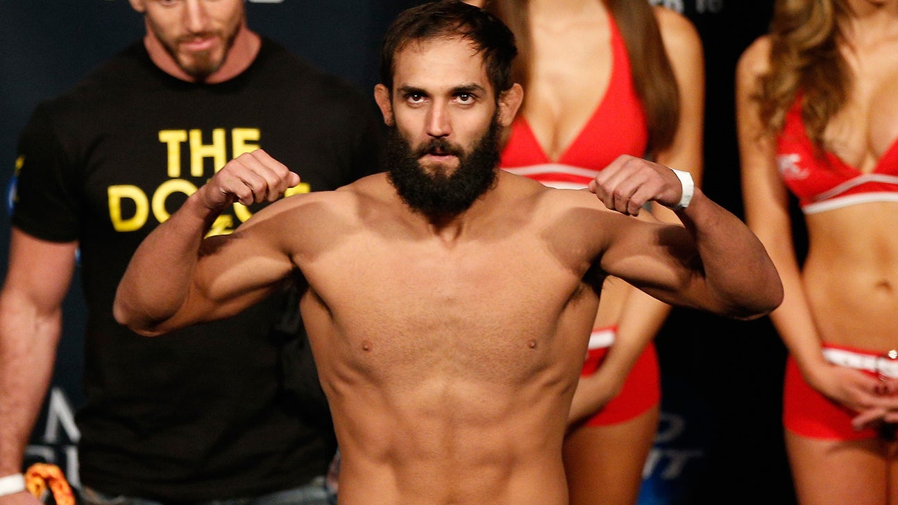 Johny Hendricks makes weight on second attempt, title fight official for UFC 171