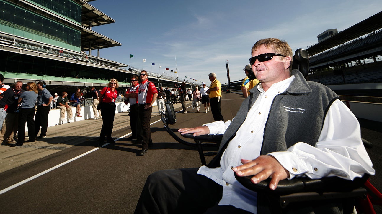 Quadriplegic former Indy driver to get autonomous car license