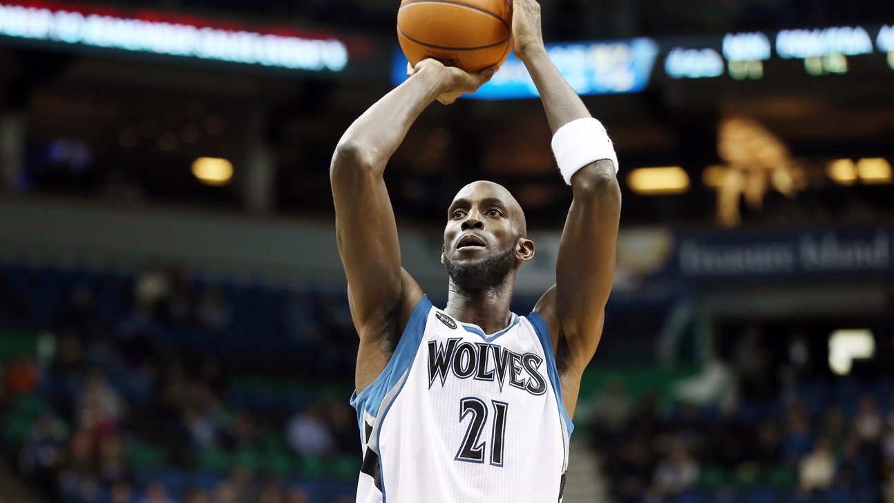 Kevin Garnett becomes 15th NBA player to score 26,000 career points