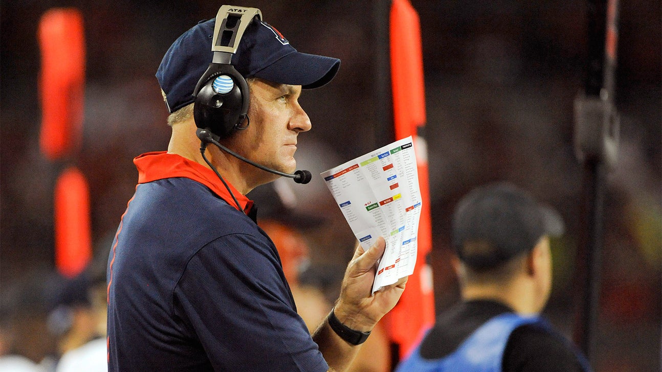 Rich Rodriguez offers detailed look at play-calling chess match