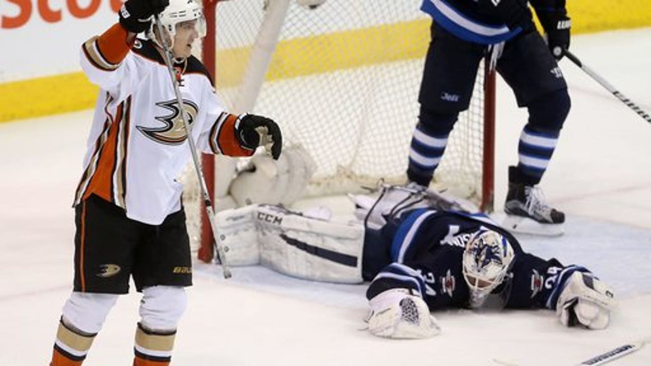 Silfverberg scores in OT to lift Ducks past Jets, 3-2