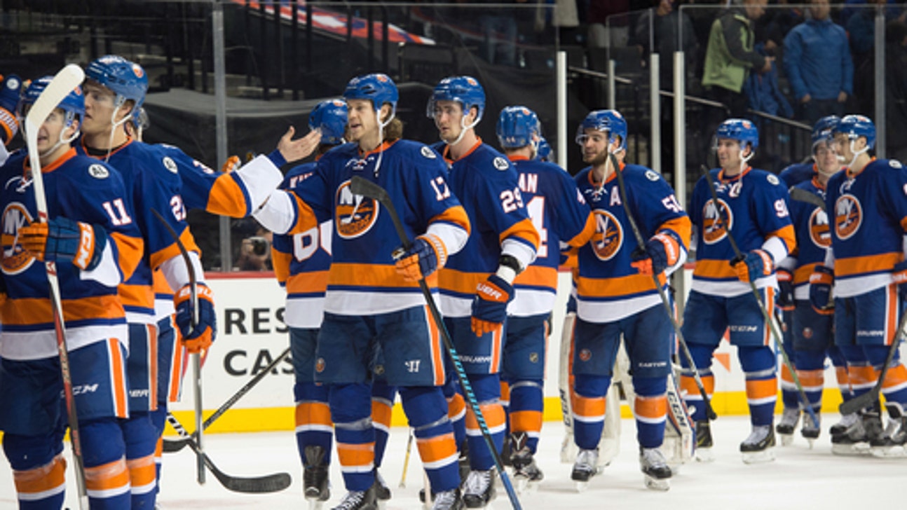 Clutterbuck caps 3-goal 3rd as Islanders beat Pant