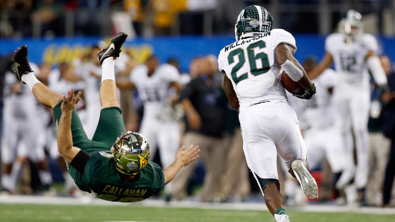 Baylor kicker leveled after block in Cotton Bowl loss