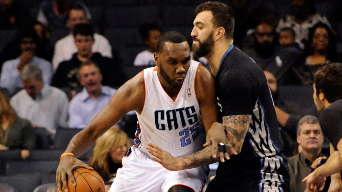 Jefferson lifts Bobcats over Timberwolves 105-93