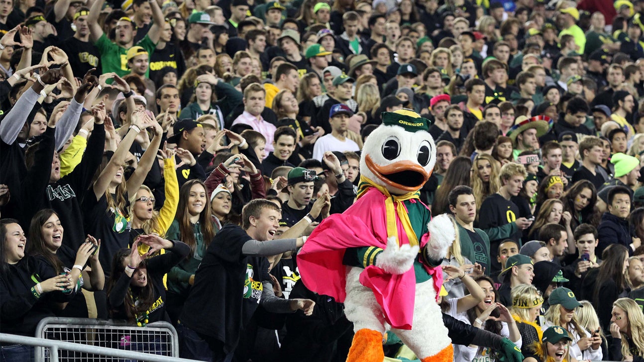 Ducks led nation in 2014 revenue