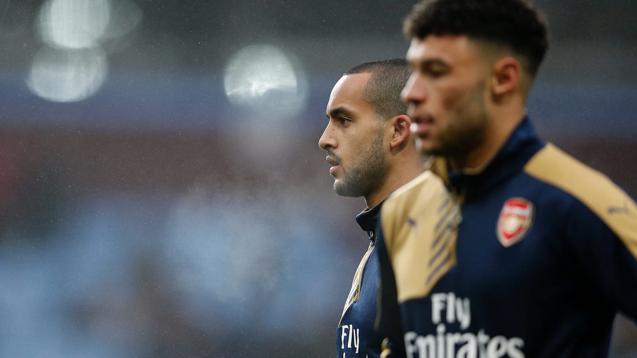 Arsenal: Should Walcott And Chamberlain Follow Wilshere Loan?