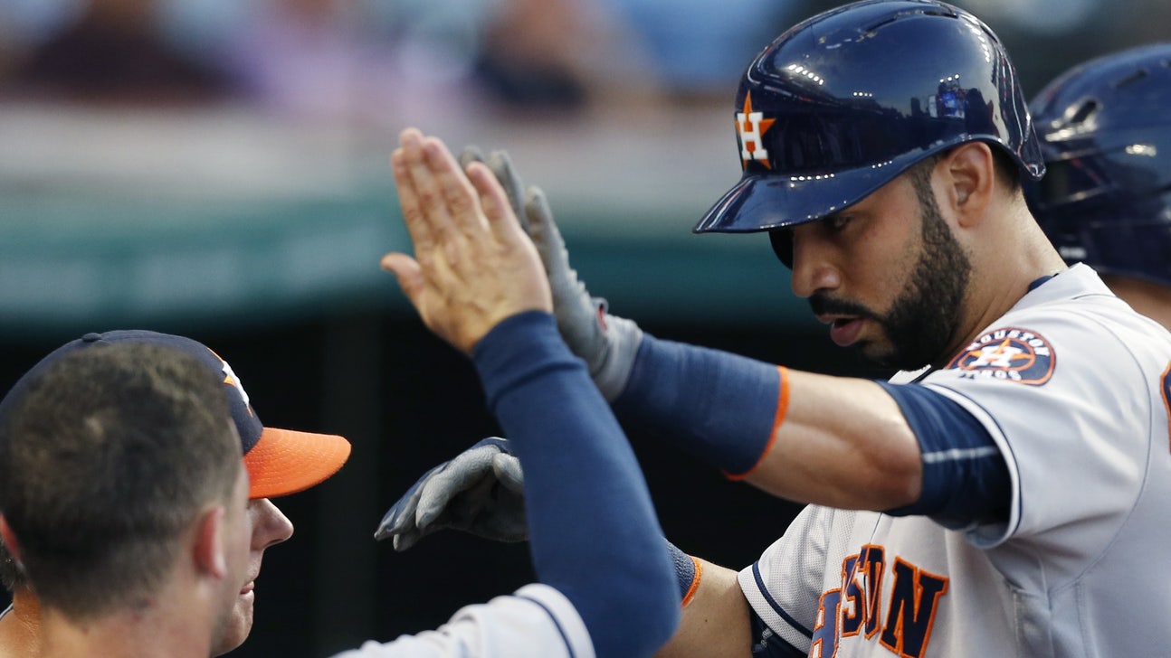 Gonzalez hits 3-run homer as Astros beat Kluber, Indians 4-3