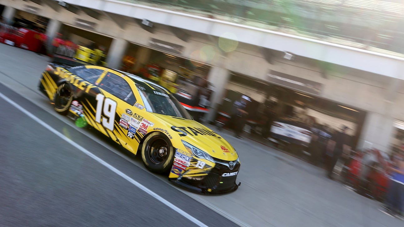 Carl Edwards grabs the pole for Brickyard 400 at Indianapolis