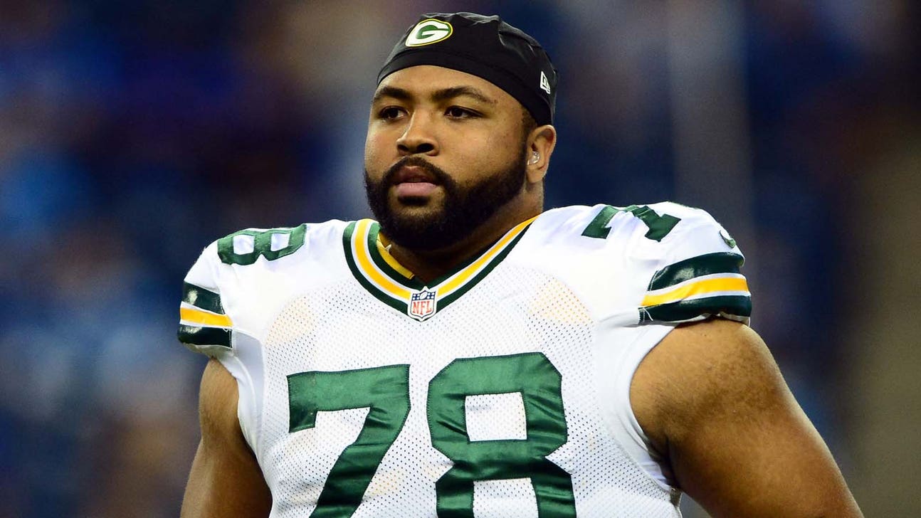 Packers release 2011 first-round pick Derek Sherrod