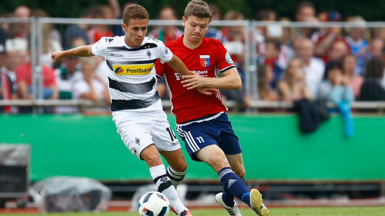 Thorgan Hazard immediately dismisses Chelsea speculation