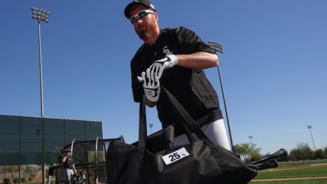 White Sox's LaRoche likely to retire with year left on deal