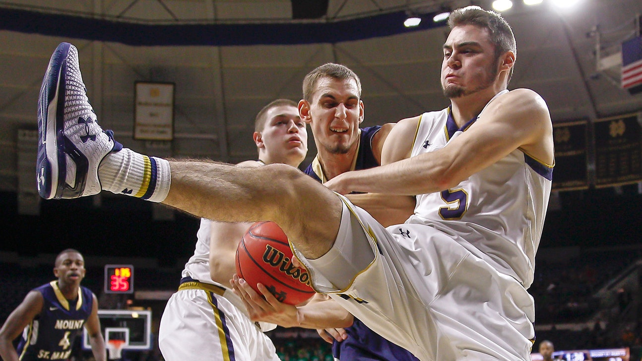 Vasturia leads Notre Dame with 19 in rout of Mount St. Mary's