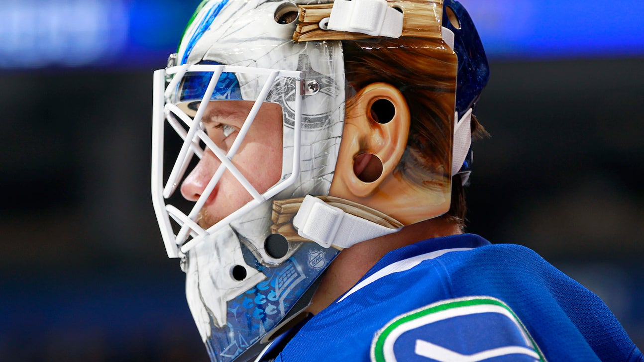 Jacob Markstrom debuts awesome throwback goalie mask
