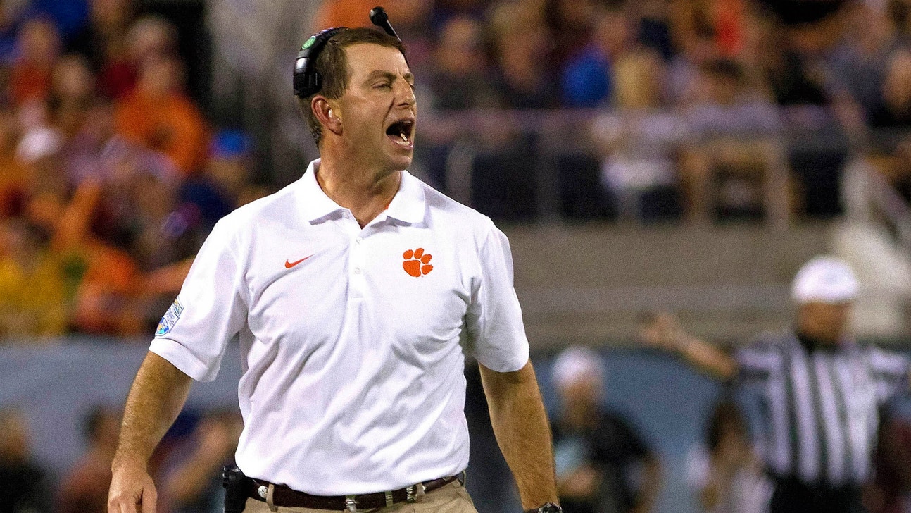 WATCH: Clemson's Swinney does 'Whip,' 'Nae Nae' after topping Louisville