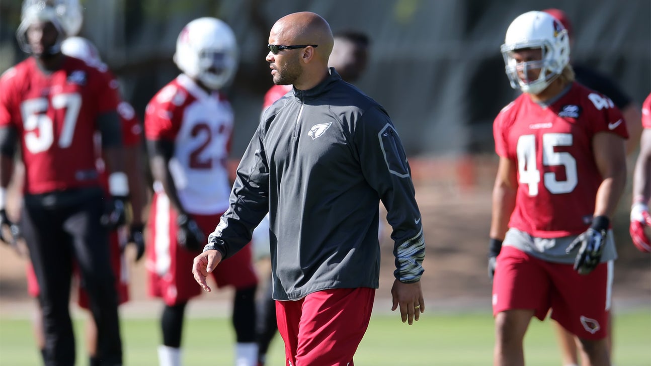 Larry Foote takes first step into coaching career