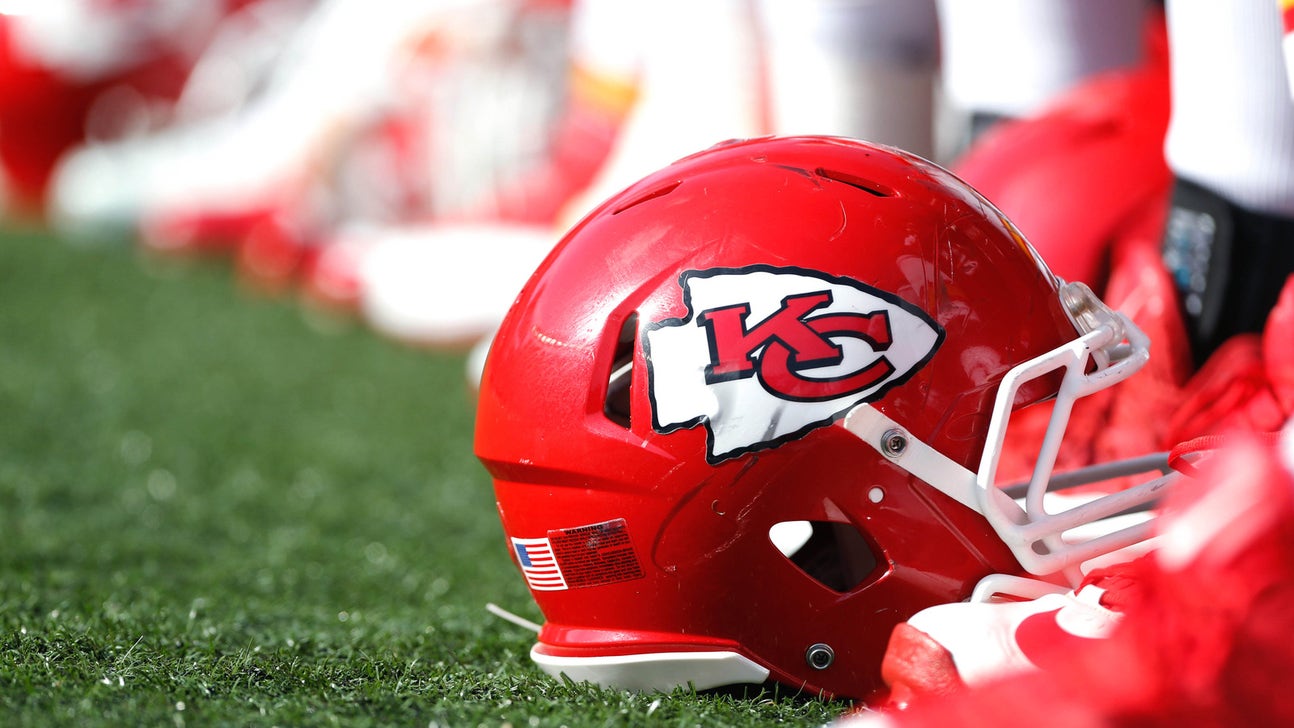 Chiefs plan to market team in St. Louis following Rams move