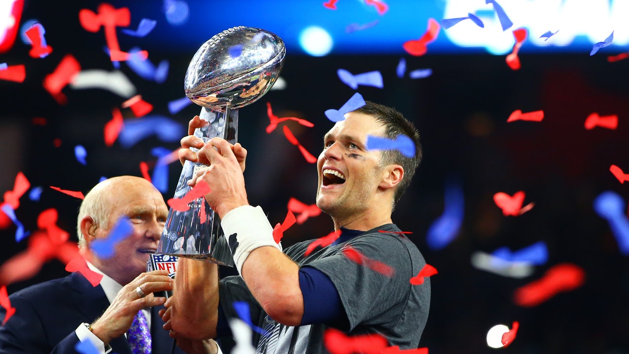 Tom Brady flashes some serious bling as Patriots get their Super Bowl LI rings