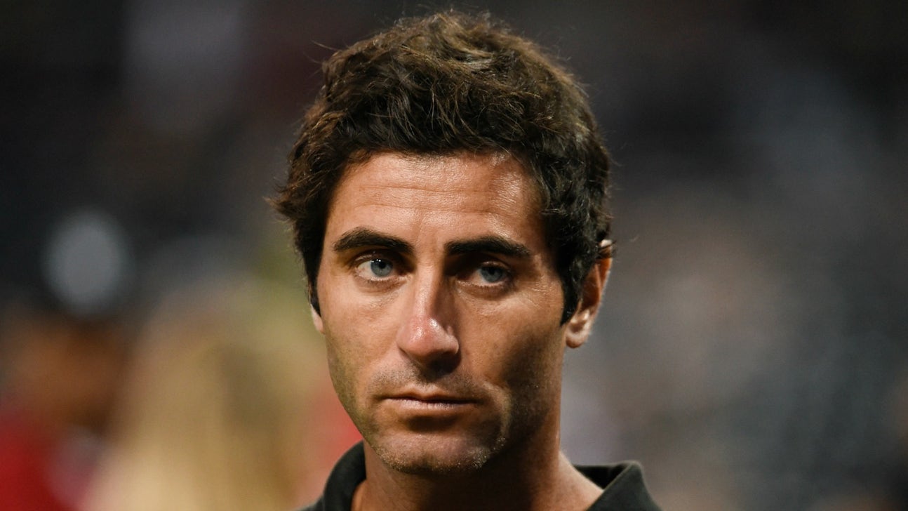 MLB suspends Padres GM Preller 30 days over Pomeranz trade