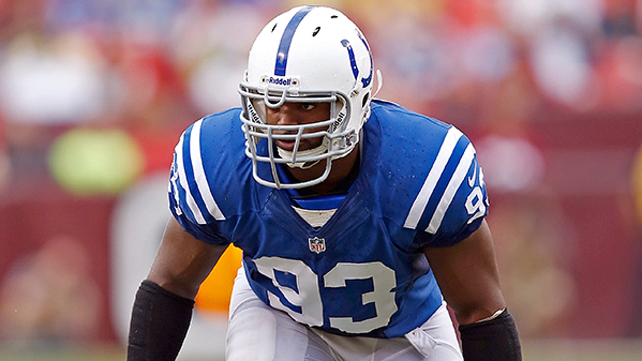 Dwight Freeney to be inducted into Colts' Ring of Honor