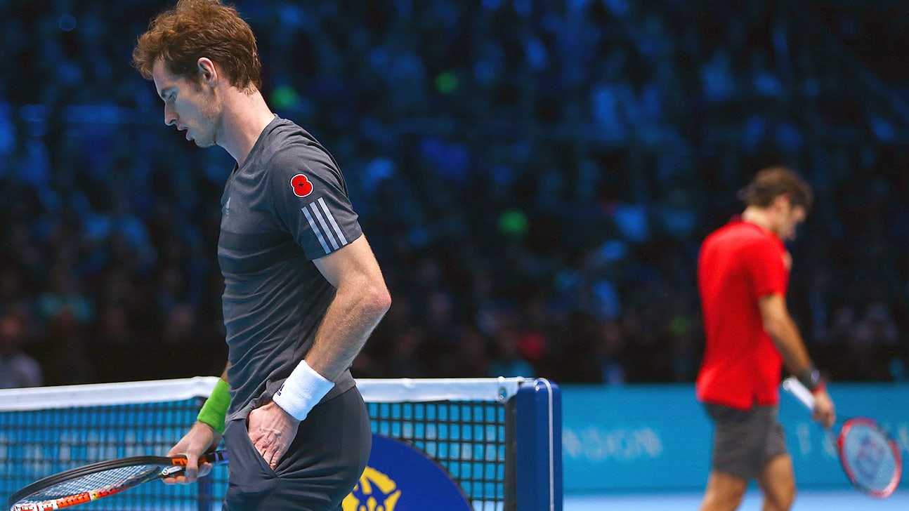 Federer thrashes Murray at ATP Finals