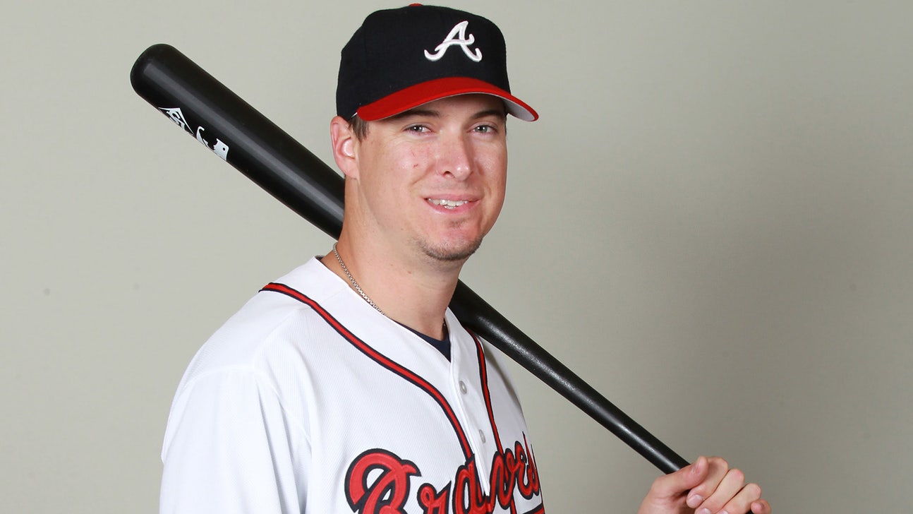 Six years later, Kelly Johnson back in Braves uniform