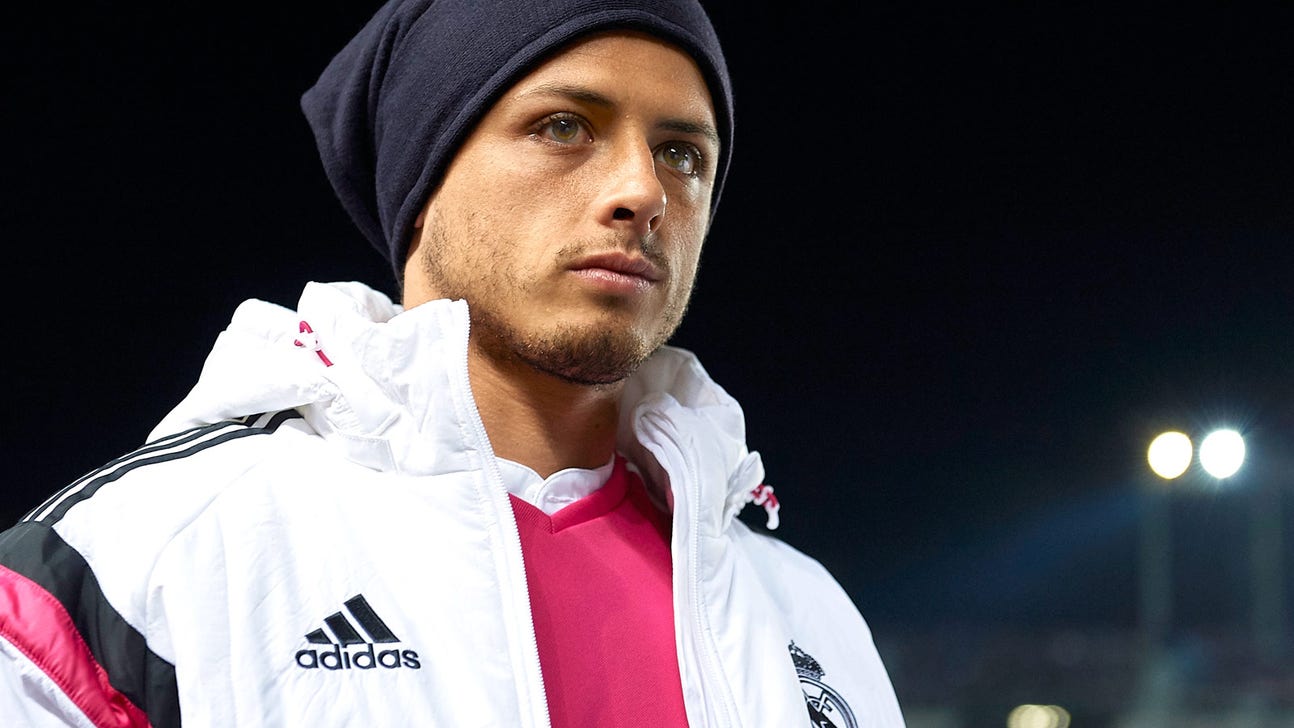 Tottenham, West Ham interested in United striker Chicharito