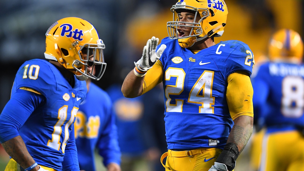 Pitt players use sensual sideline signals to call touchdown play