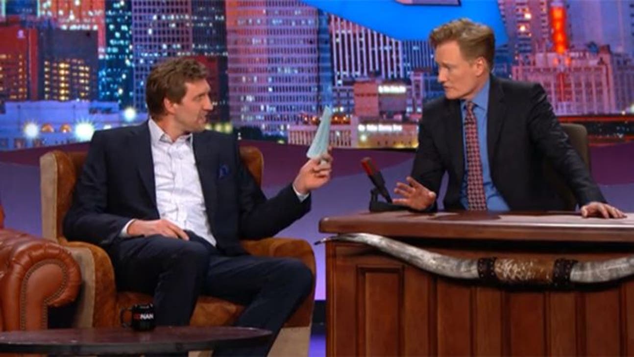 Dirk Nowitzki tests Conan O'Brien on being true Texan