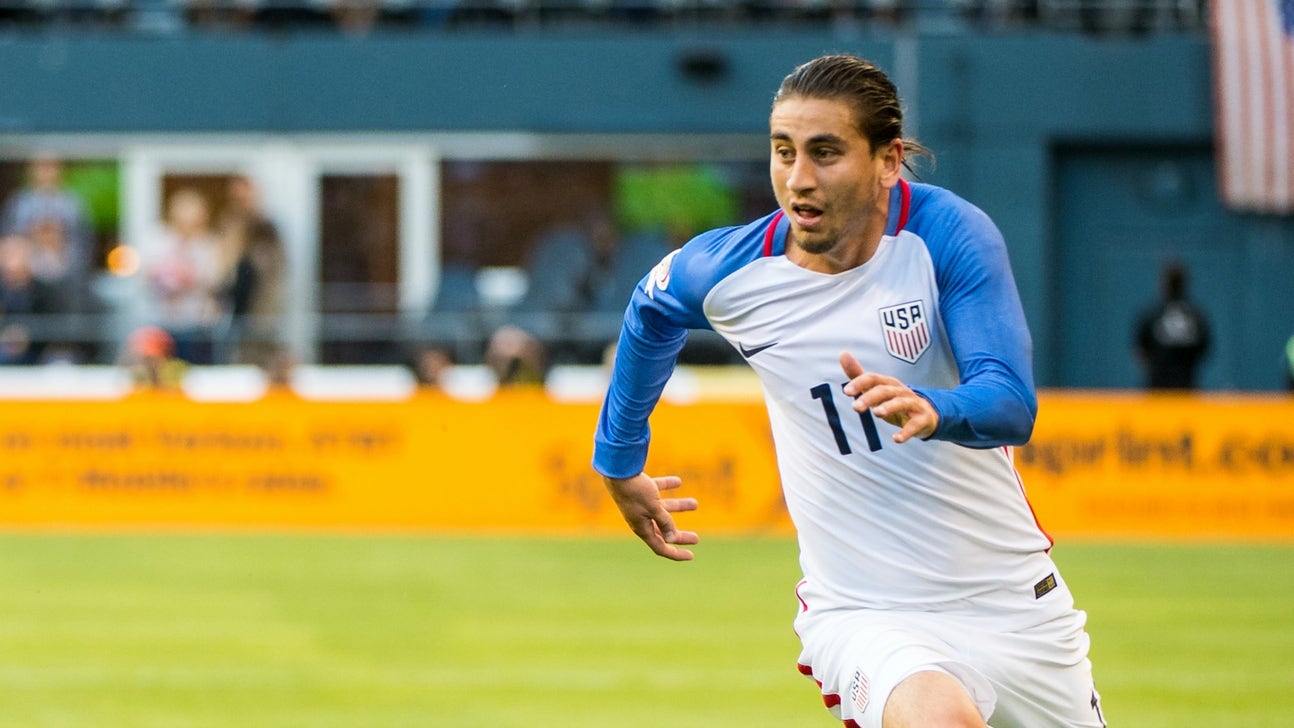 Alejandro Bedoya lashes out at Eric Wynalda after USMNT win