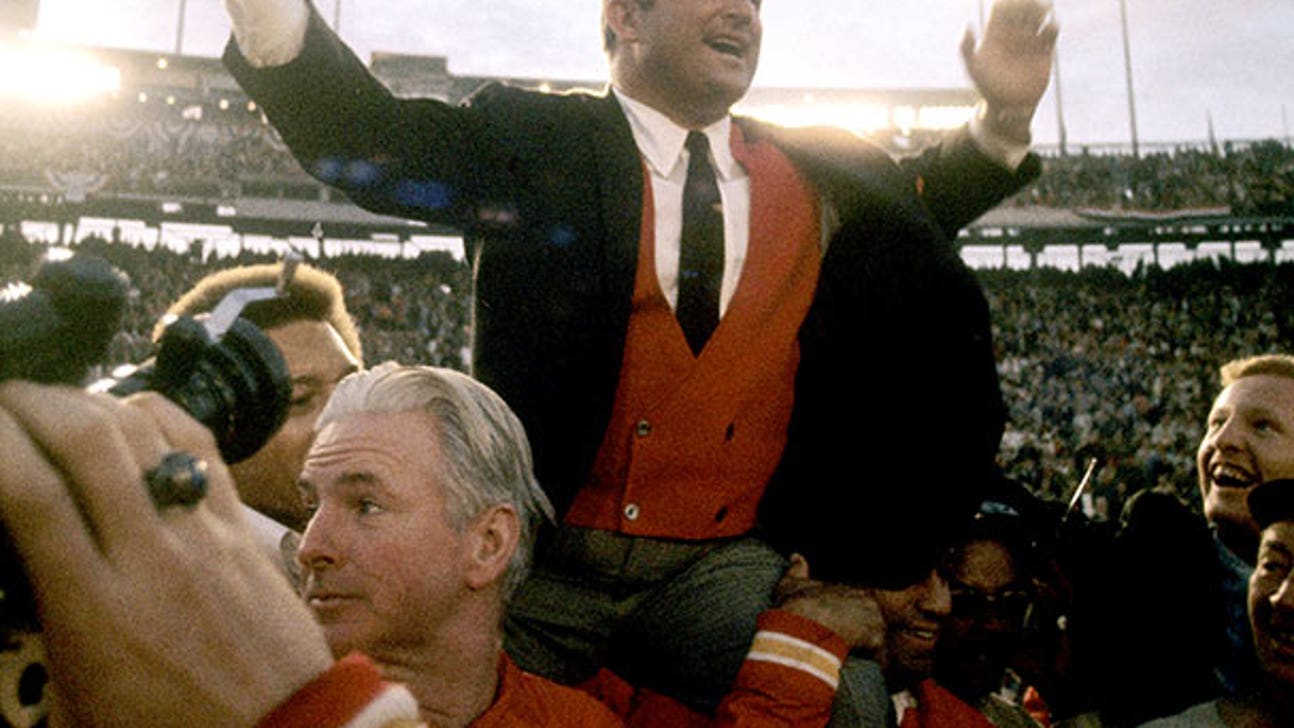 Super Bowl moment No. 30: Hank Stram's famous call leads the Chiefs to the title