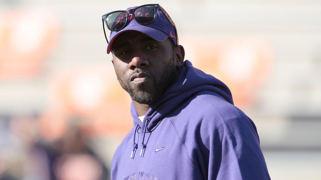 CJ Spiller out for preseason after having knee scoped