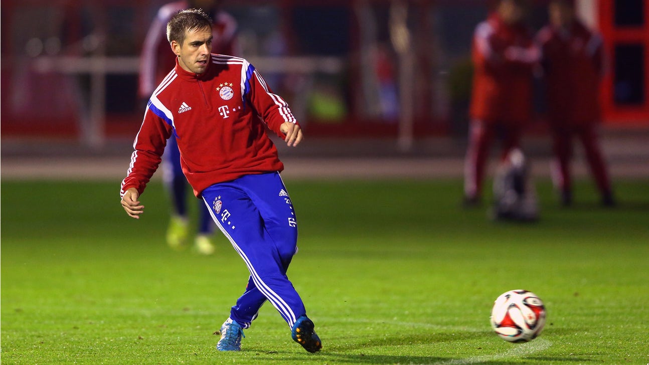 Lahm returns to full training after broken ankle, boosts Bayern push