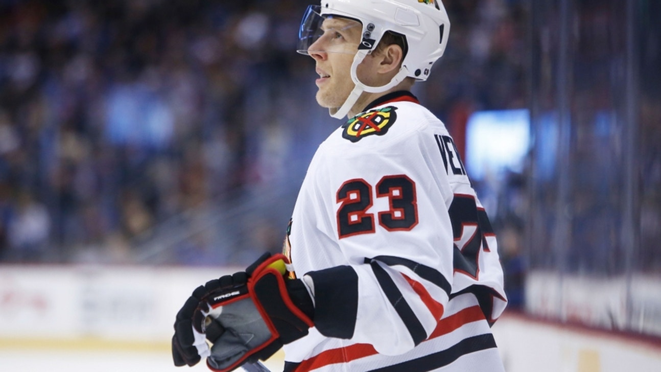 Chicago Blackhawks' 25 Days Of Christmas: Kris Versteeg