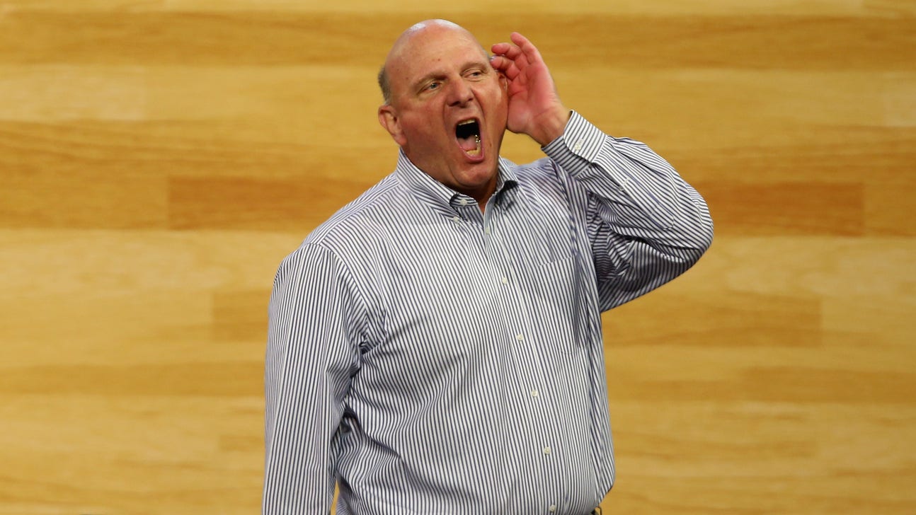 Steve Ballmer's Windows 95 launch party shows he's always had unique dance moves