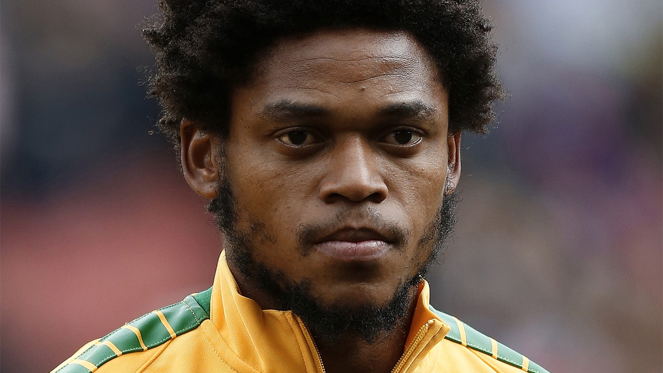 AC Milan sign Luiz Adriano from Shakhtar Donetsk on multiyear deal