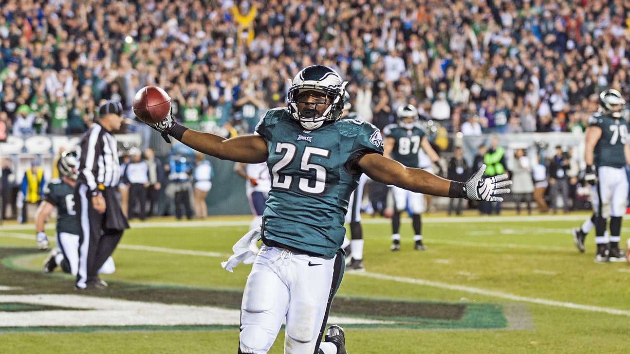 LeSean McCoy: Signing Darren Sproles will keep me fresh