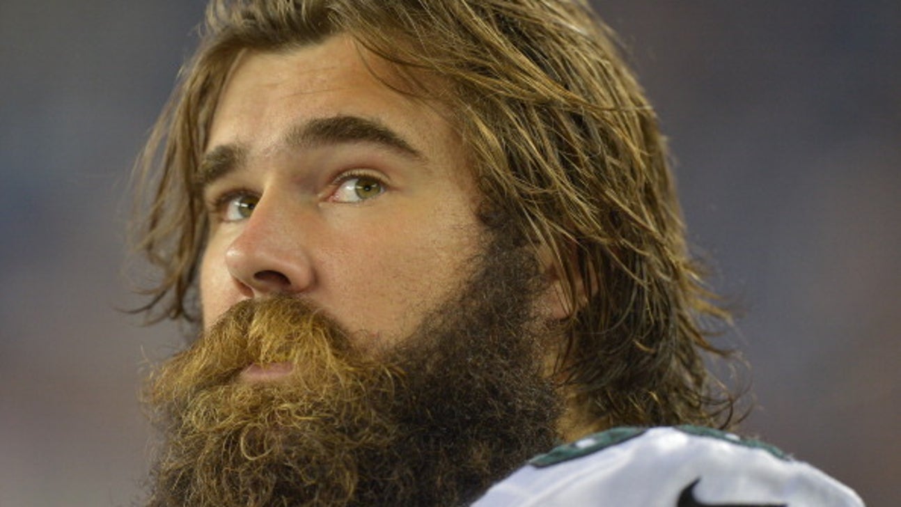 Did you know: Eagles center Jason Kelce can sing!