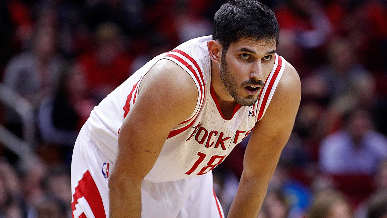 Kings sign forward Omri Casspi, center Ryan Hollins