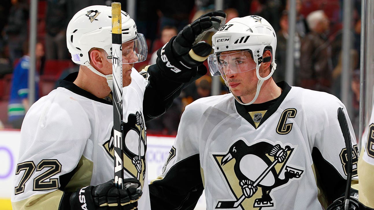 Crosby, Penguins enjoy fun in the sun while playing beach volleyball (VIDEO)